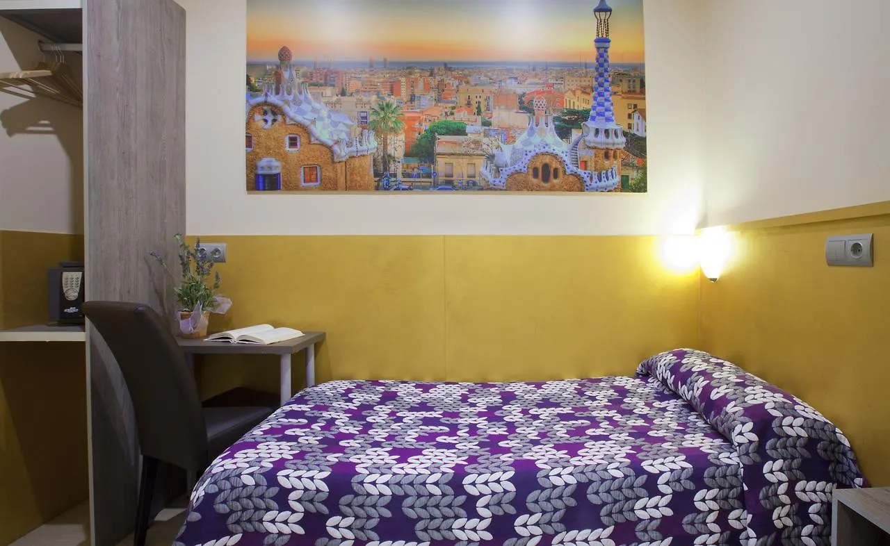 Hostal Barcelona 2*,  Spain